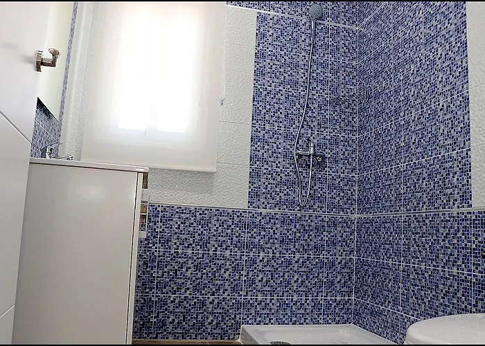 Zara Iii 콘일데라프론테라